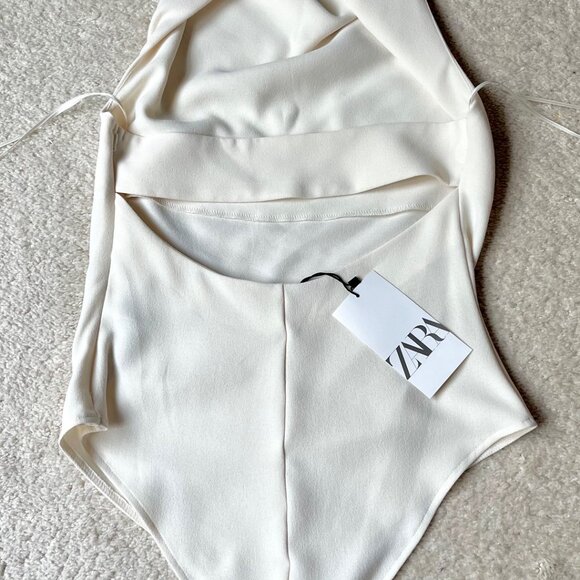 SOLD: Stunning White Bodysuit Top by ZARA - NWT - Looks AMAZING. Size M - Picture 7 of 8